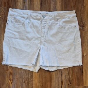 Seven7 White Denim Frayed Hem Weekend Short - Sz. 12